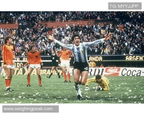 足球巨星挑战九宫格极限，笑点与技能齐飞引爆全场精彩瞬间