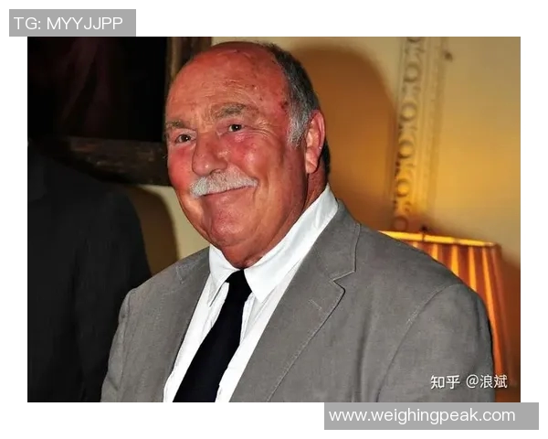 全球足球十大球星夫人榜单揭晓 谁才是背后默默支持的女神 全球足球十大球星夫人榜单揭晓 谁才是背后默默支持的女神